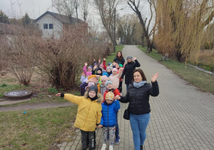 Przedszkolaki podczas wyprawy do MCK.