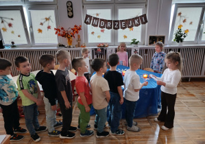 Chłopcy z grupy „Misie” poznają imię przyszłej żony.