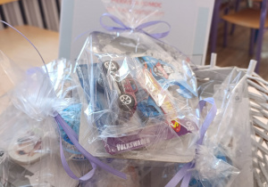 Dyplomy oraz upominki dla dzieci