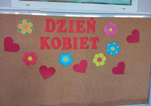 Na zdjęciu widzimy napis „Dzień Kobiet”.