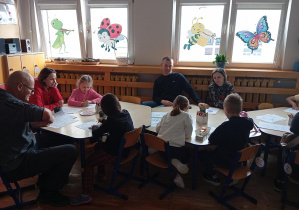 Warsztaty Wielkanocne w grupie Odkrywcy.