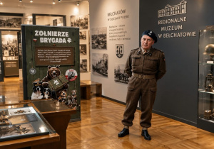 Zdjęcie przedstawia grafikę związaną z wizytą w muzeum