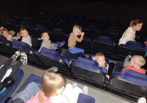 „Misie” w sali kinowej.